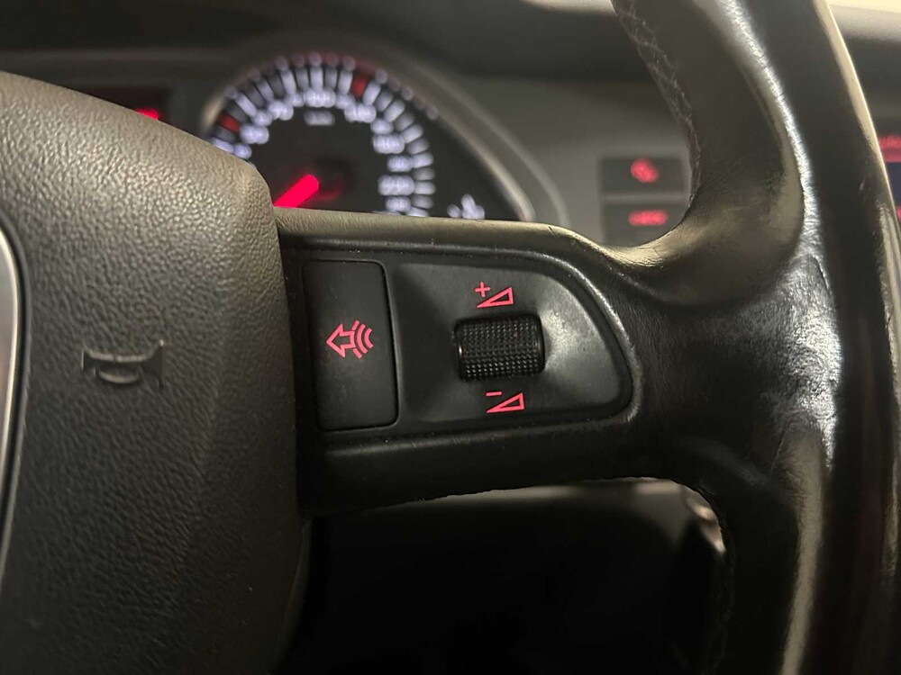 Audi A6 Limousine 2.4 Pro Line 177pk 2004 (Origineel-NL), 03-PP-XT