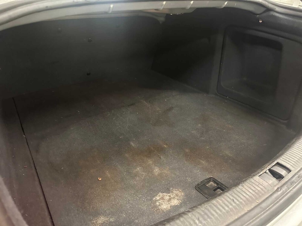 Audi A6 Limousine 2.4 Pro Line 177pk 2004 (Origineel-NL), 03-PP-XT