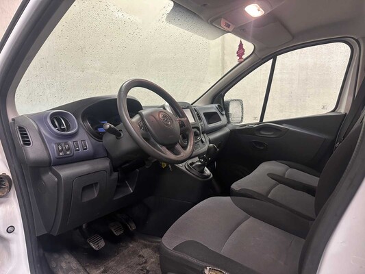 Opel Vivaro 1.6 CDTI L1H1 Edition EcoFlex 90hp 2015 (Original-NL) Commercial Vehicle, VR-109-P