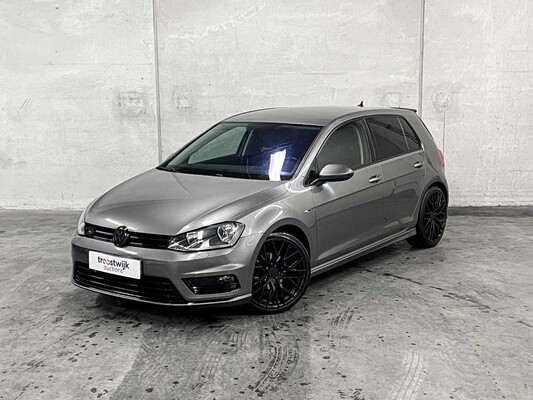 Volkswagen Golf 1.4 TSI Connected Series 125hp 2016, KT-946-X