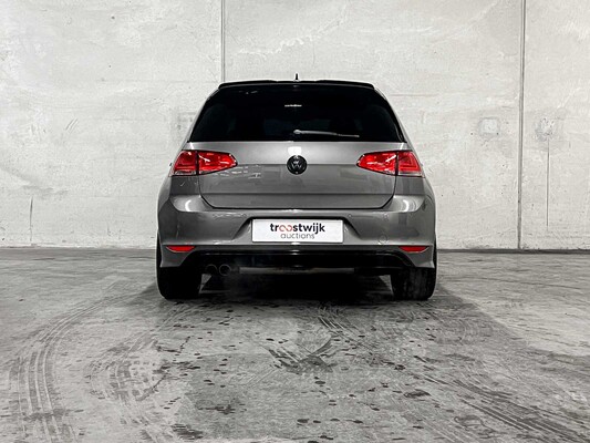 Volkswagen Golf 1.4 TSI Connected Series 125hp 2016, KT-946-X