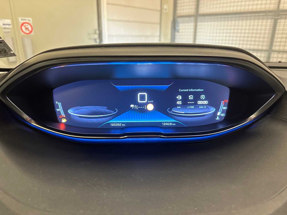 Peugeot 3008 1.2 PureTech Blue Lease Premium 131PS 2020, H-276-PH