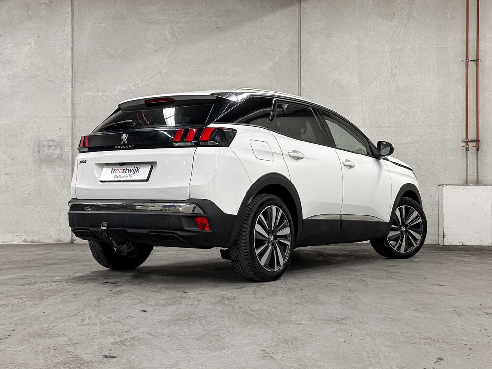 Peugeot 3008 1.2 PureTech Blue Lease Premium 131PS 2020, H-276-PH