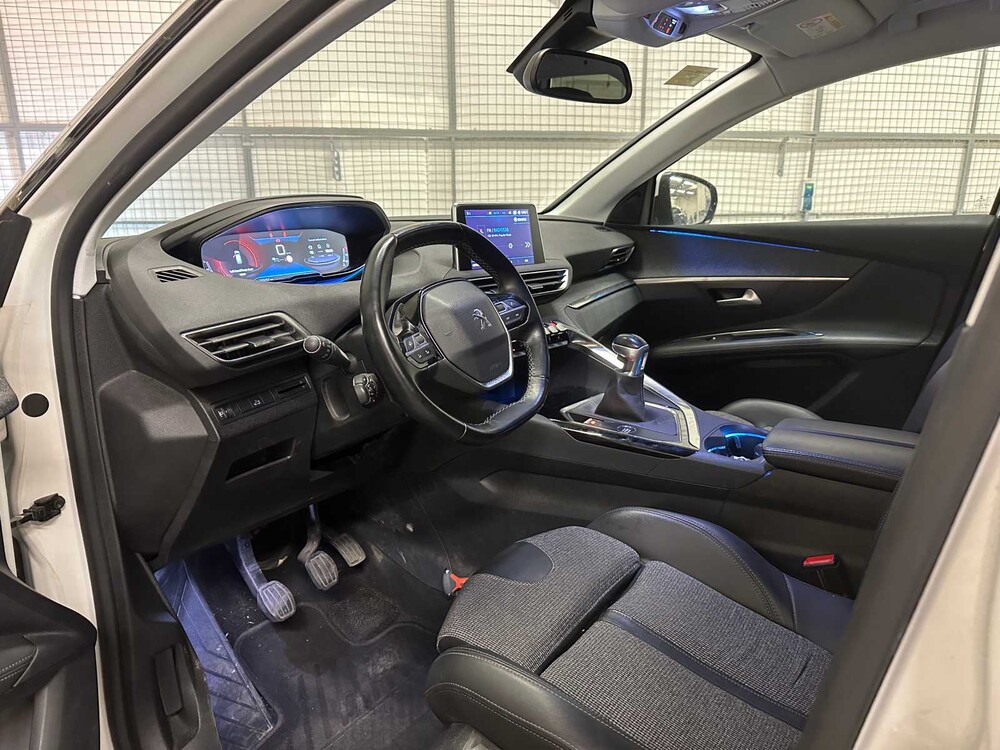 Peugeot 3008 1.2 PureTech Blue Lease Premium 131PS 2020, H-276-PH