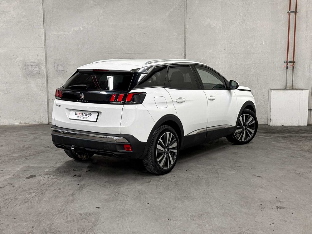 Peugeot 3008 1.2 PureTech Blue Lease Premium 131PS 2020, H-276-PH