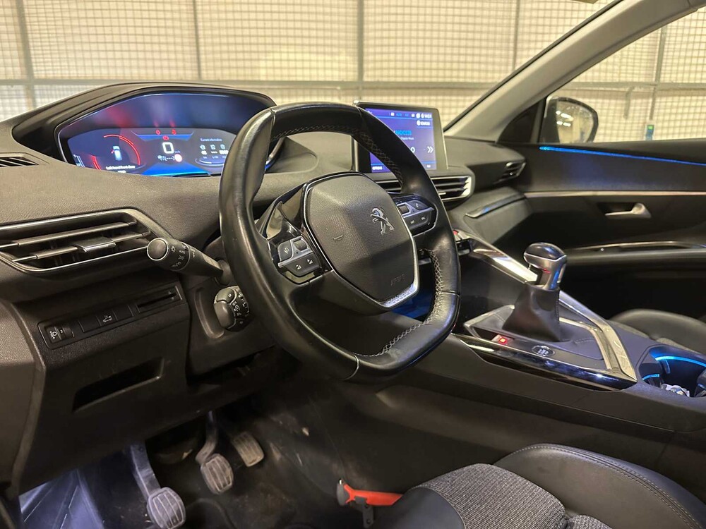 Peugeot 3008 1.2 PureTech Blue Lease Premium 131PS 2020, H-276-PH