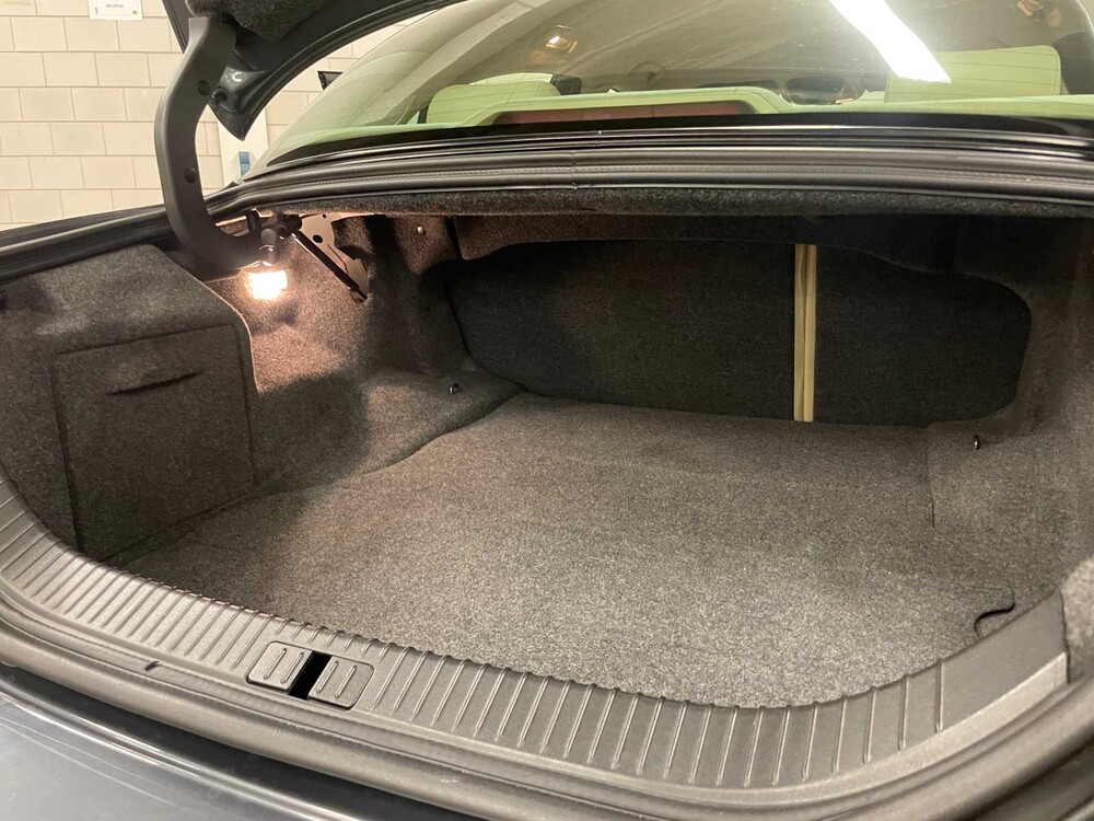 Jaguar S-Type 2.5 V6 Sport 200PS 2004 (Original-NL), 83-PH-NJ