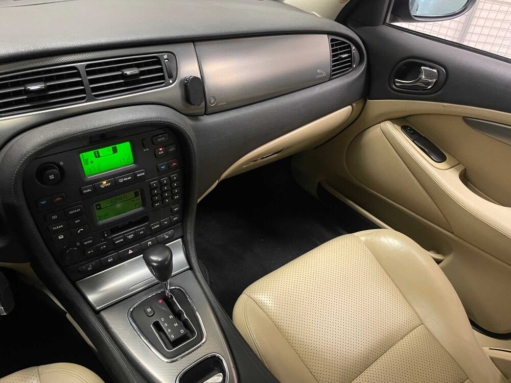 Jaguar S-Type 2.5 V6 Sport 200PS 2004 (Original-NL), 83-PH-NJ