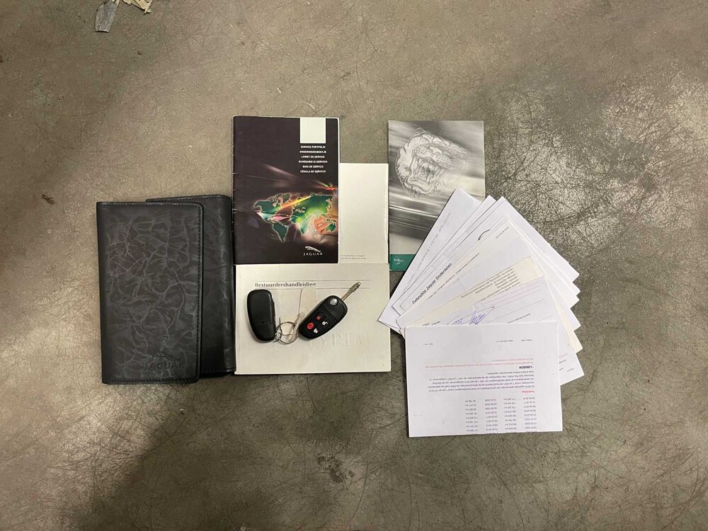 Jaguar S-Type 2.5 V6 Sport 200PS 2004 (Original-NL), 83-PH-NJ