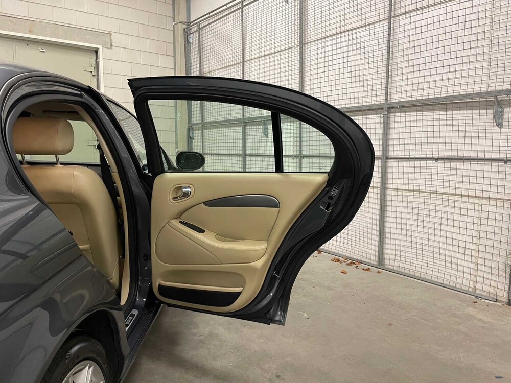 Jaguar S-Type 2.5 V6 Sport 200PS 2004 (Original-NL), 83-PH-NJ