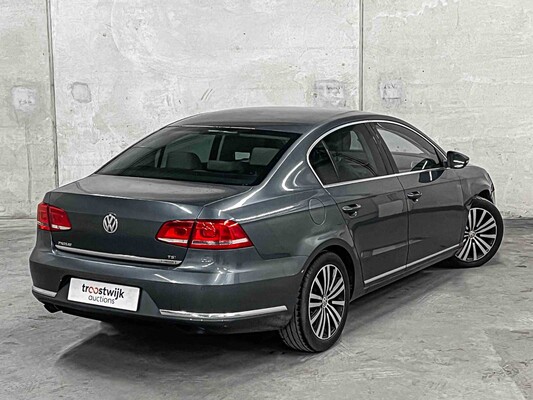 Volkswagen Passat 1.4 TSI Highline BlueMotion 122hp 2012 (Original-NL), 95-TDZ-6