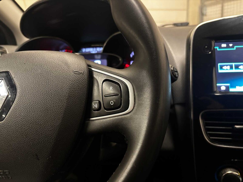 Renault Clio Kombi 0.9 TCe Limited 90PS 2019, G-243-JJ
