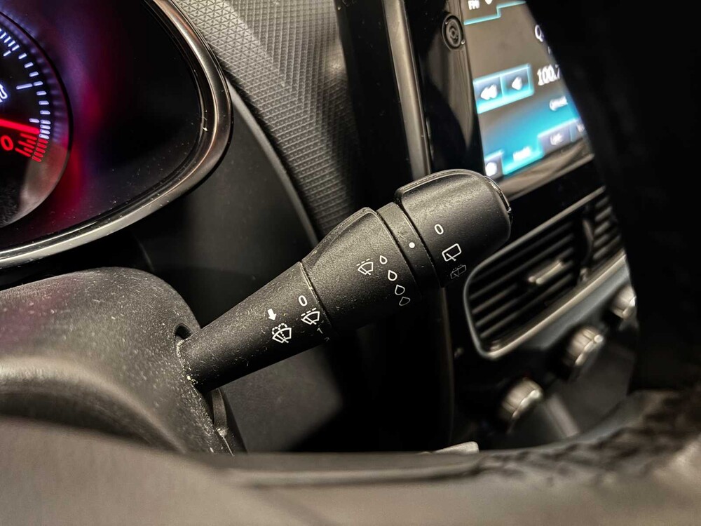 Renault Clio Kombi 0.9 TCe Limited 90PS 2019, G-243-JJ