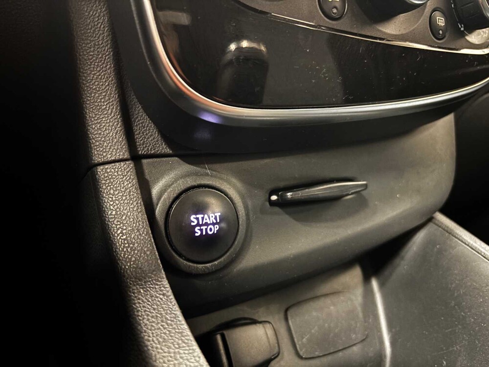 Renault Clio Kombi 0.9 TCe Limited 90PS 2019, G-243-JJ