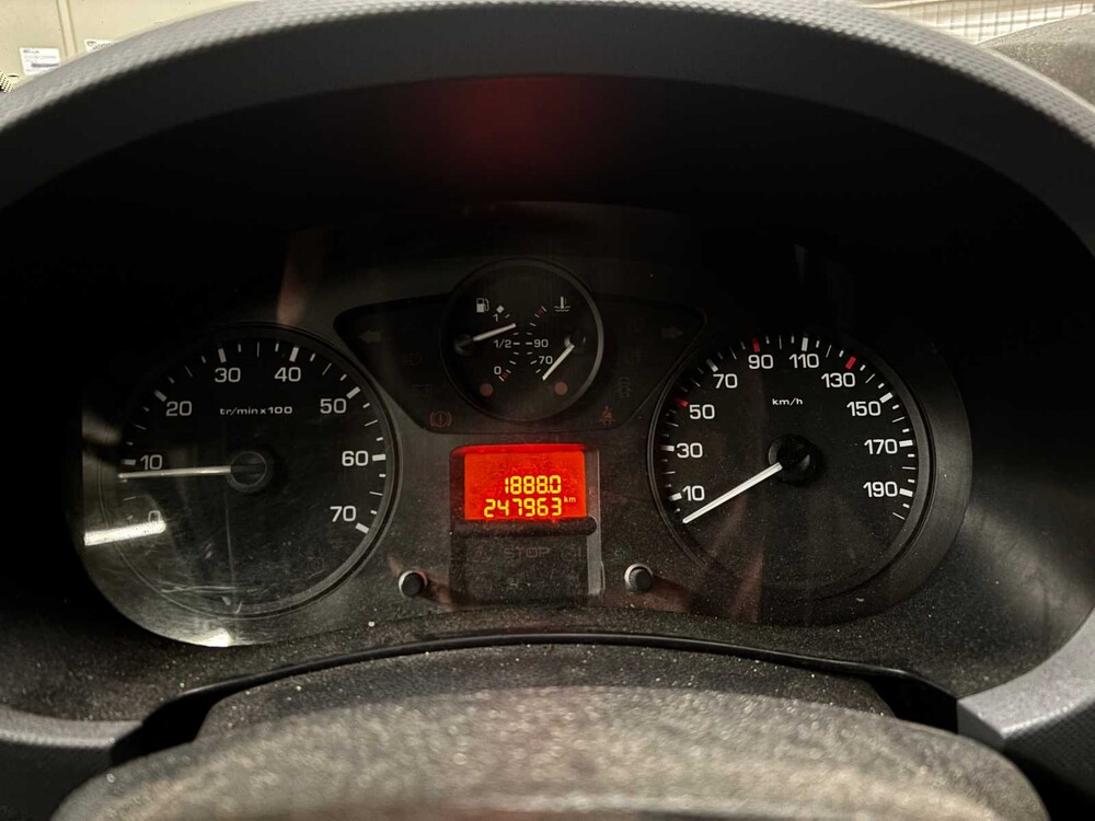 Peugeot Partner 120 1.6 HDI L1 XT 75PS 2012, 1-VTD-17 Nutzfahrzeug