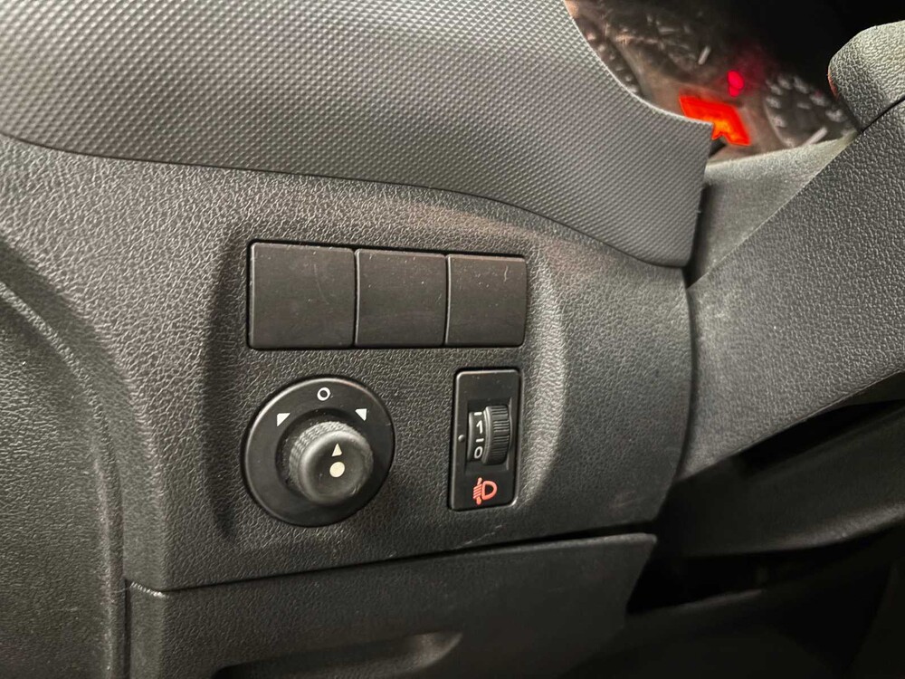 Peugeot Partner 120 1.6 HDI L1 XT 75PS 2012, 1-VTD-17 Nutzfahrzeug