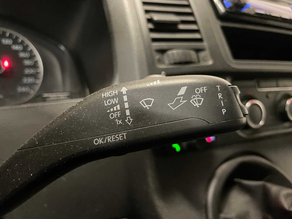 Volkswagen Transporter 2.0 TDI L1H2 102PS 2011, 3-VRF-90 Nutzfahrzeug