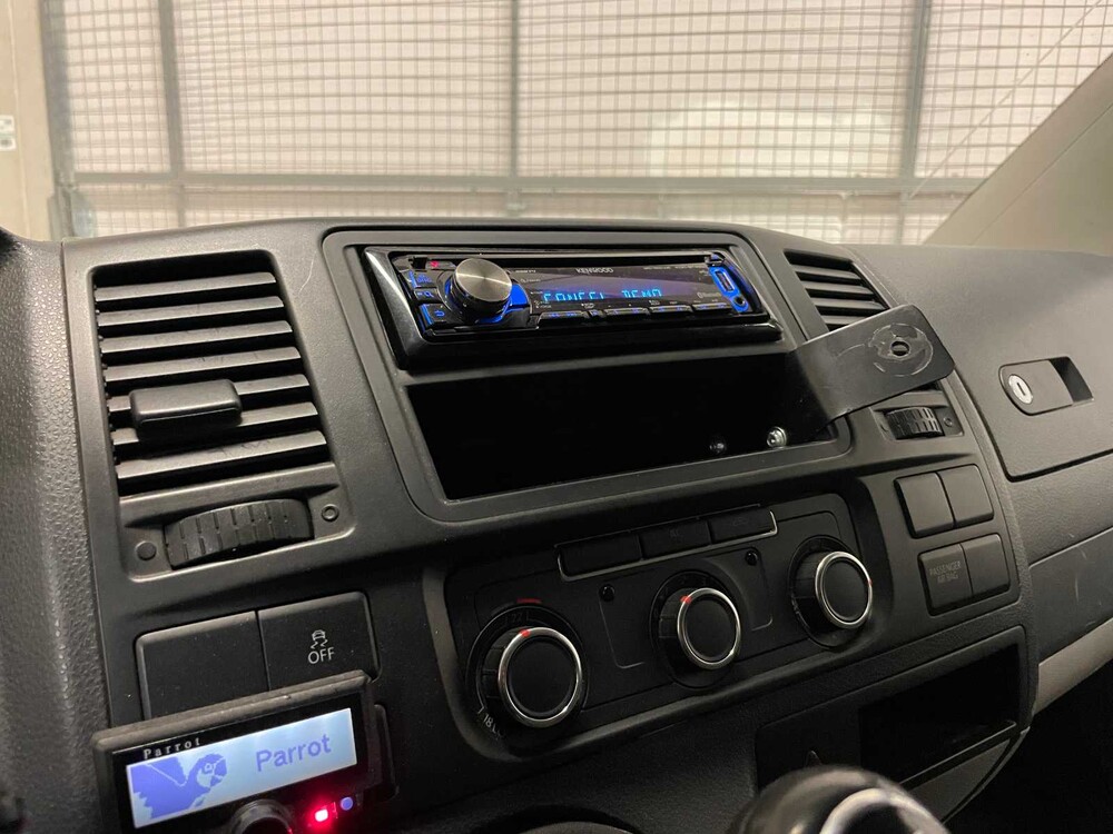 Volkswagen Transporter 2.0 TDI L1H2 102PS 2011, 3-VRF-90 Nutzfahrzeug