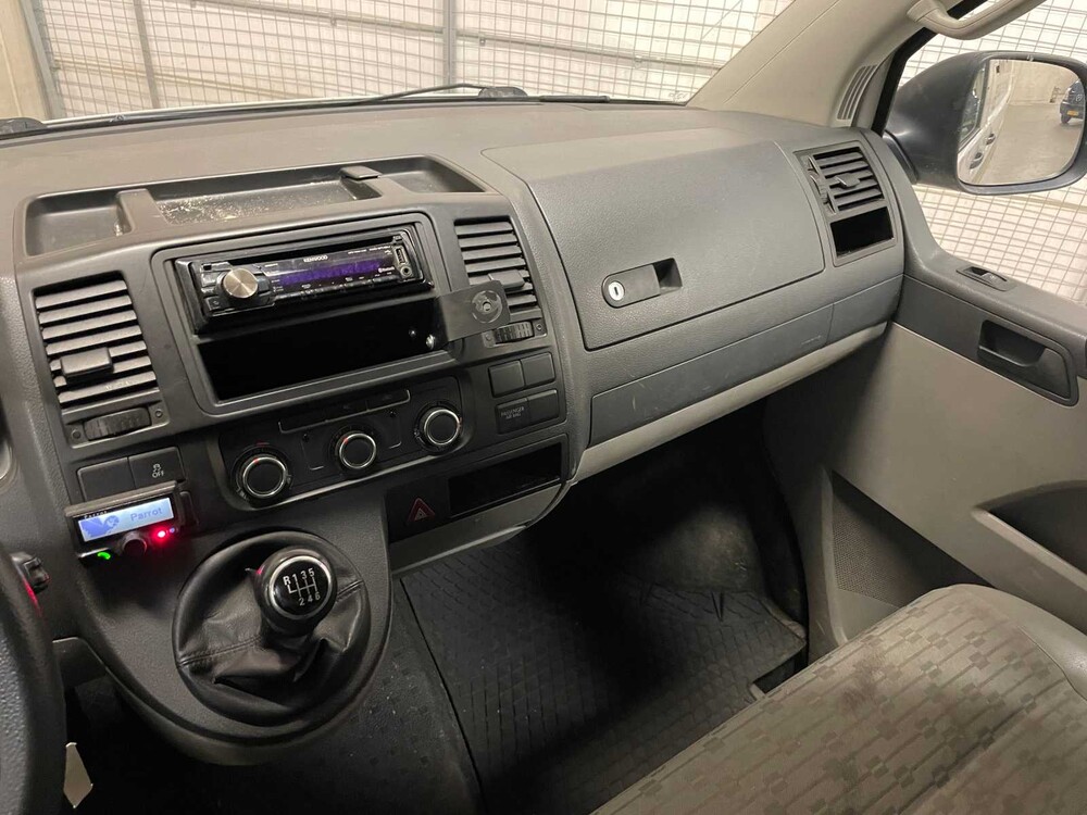 Volkswagen Transporter 2.0 TDI L1H2 102PS 2011, 3-VRF-90 Nutzfahrzeug