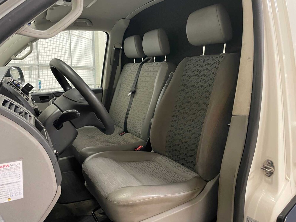 Volkswagen Transporter 2.0 TDI L1H2 102PS 2011, 3-VRF-90 Nutzfahrzeug