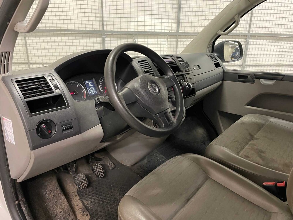 Volkswagen Transporter 2.0 TDI L1H2 102PS 2011, 3-VRF-90 Nutzfahrzeug
