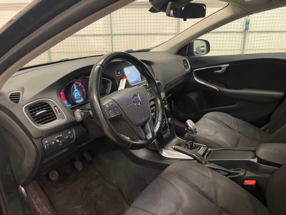 Volvo V40 1.6 D2 Kinetic 114PS 2013, 4-KRB-41