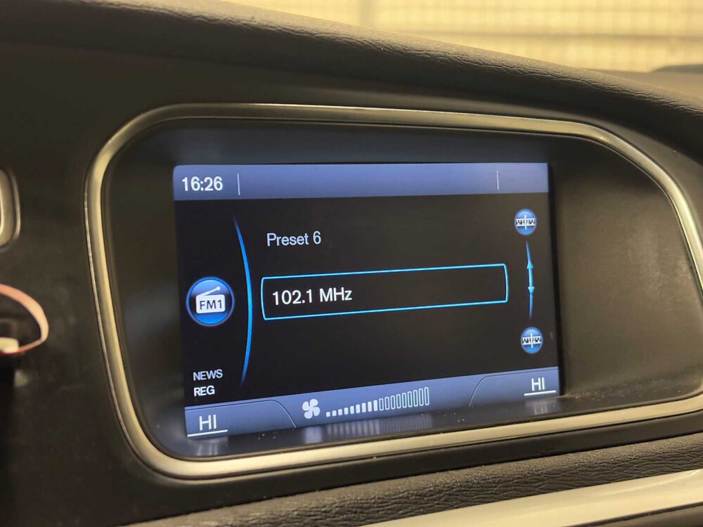 Volvo V40 1.6 D2 Kinetic 114PS 2013, 4-KRB-41