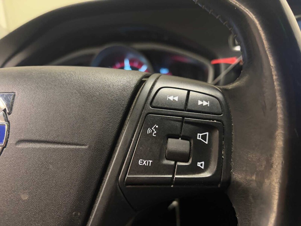 Volvo V40 1.6 D2 Kinetic 114PS 2013, 4-KRB-41