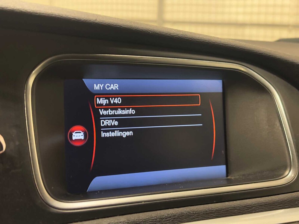 Volvo V40 1.6 D2 Kinetic 114PS 2013, 4-KRB-41