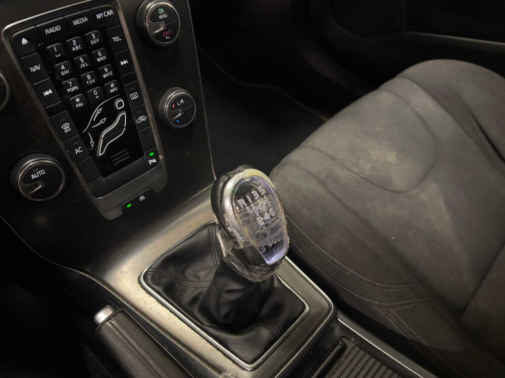 Volvo V40 1.6 D2 Kinetic 114PS 2013, 4-KRB-41