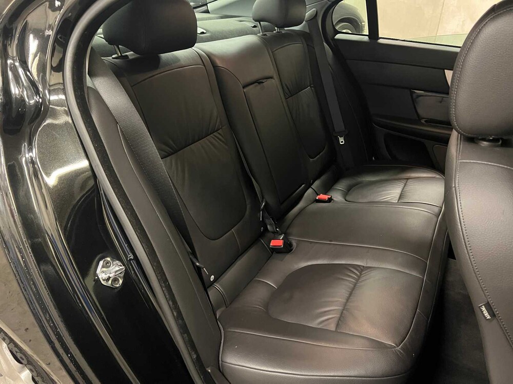 Jaguar XF 3.0 V6 Premium Luxus 238PS 2008 (Original-NL), 29-GLD-7