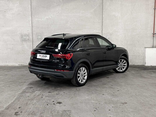 Audi Q3 45 TFSI e Advanced Edition 245hp 2021, L-971-VF