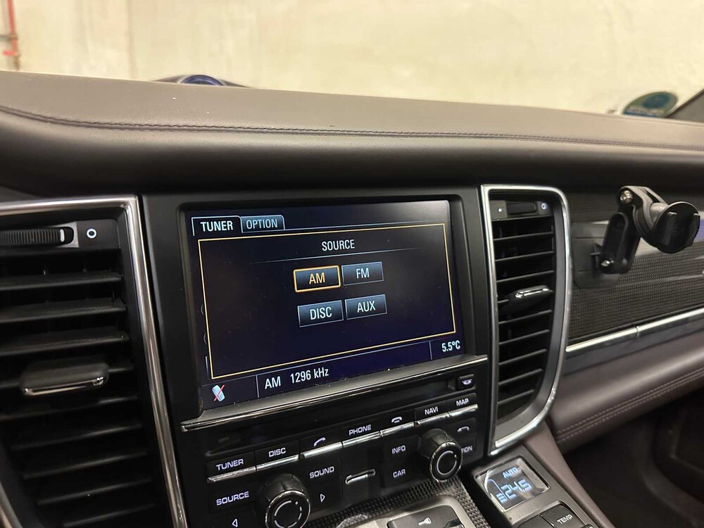 Porsche Panamera Turbo 4.8 V8 Sport-Chrono 500PS 2010, K-669-TH