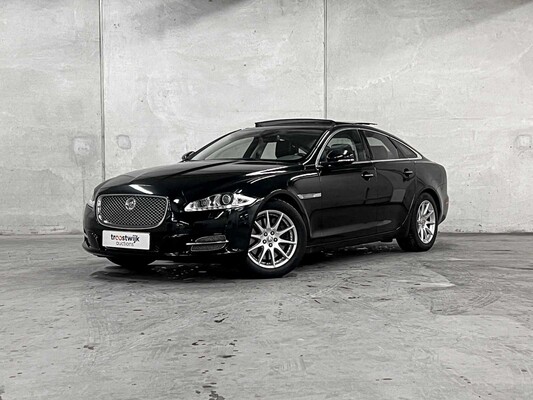 Jaguar XJ 5.0 V8 Portfolio SWB MY-2011 FACELIFT 385PS (Original-NL), 76-PPR-8