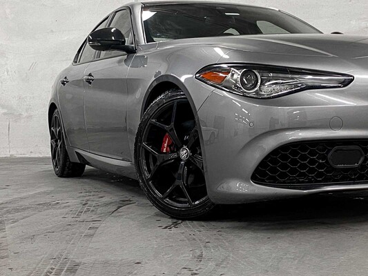 Alfa Romeo Guilia (Facelift) 280PS 2020 -NERO BLACK EDITION-