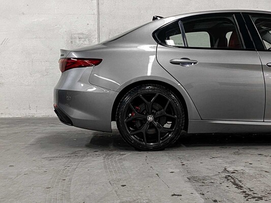 Alfa Romeo Guilia (Facelift) 280hp 2020 -NERO BLACK EDITION-