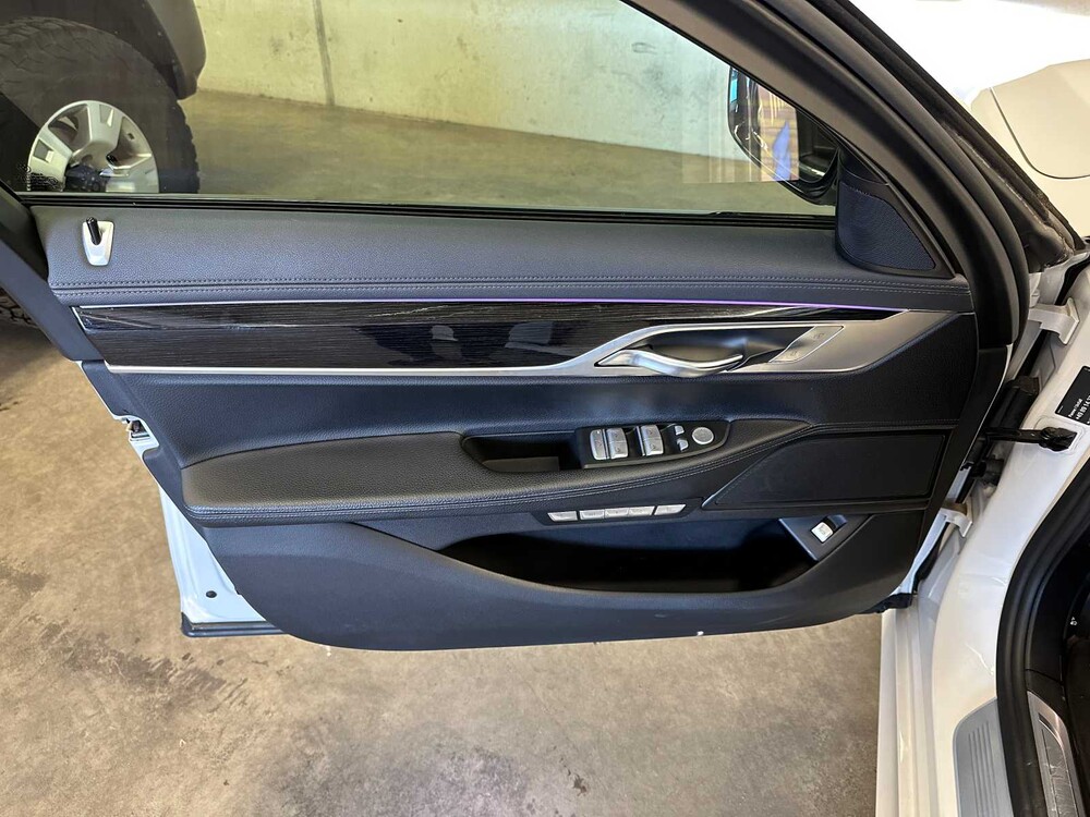 BMW 740e M-Sport High Executive G11 258PS 2017 7er, J-409-SZ