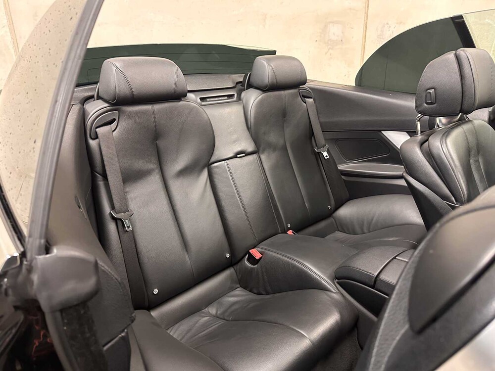 BMW 640i Cabriolet 3.0 Reihensechszylinder 320PS 2011 6er