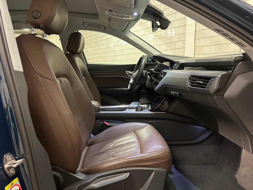 Audi e-tron 55 Quattro Advanced 95 kWh 408PS 2019, ZS-772-B