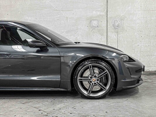 Porsche Taycan Turbo 93 kWh 625pk 2020 (Origineel-NL + 1e Eigenaar) (Sport-Design + Sport-Chrono), H-367-VN