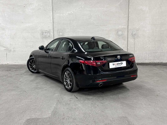 Alfa Romeo Giulia 2.2 Super 150pk 2018, RN-969-G