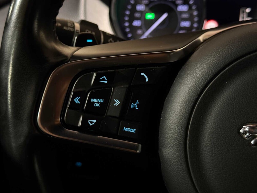 Jaguar XE 2.0 D R-Sport Portfolio X760 163PS 2015, GS-106-G