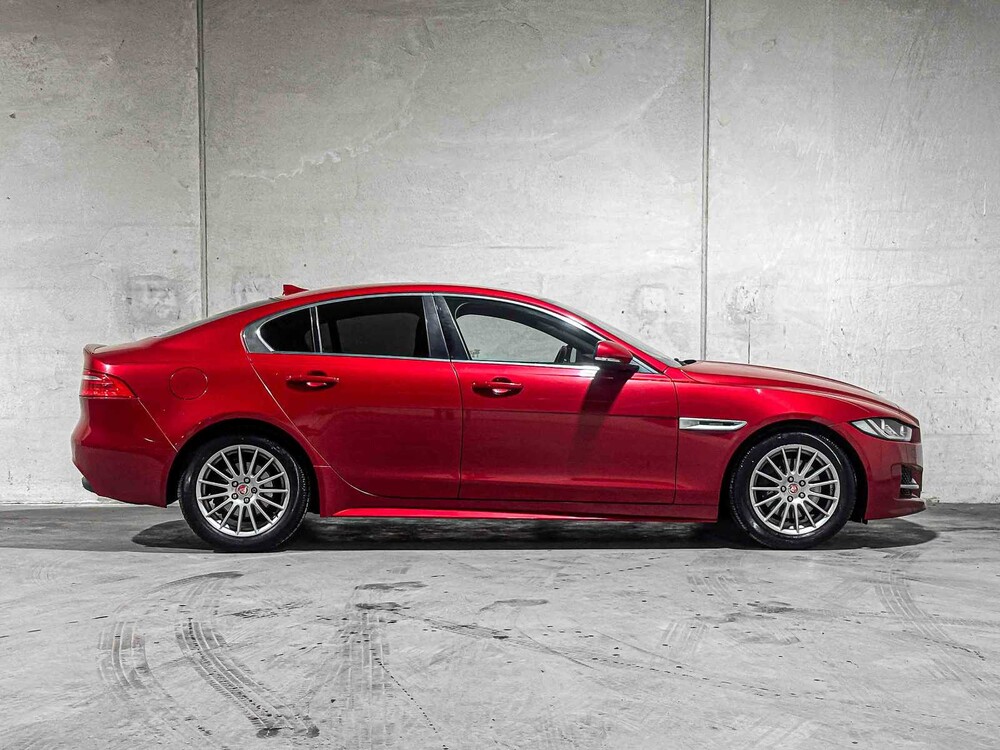 Jaguar XE 2.0 D R-Sport Portfolio X760 163PS 2015, GS-106-G