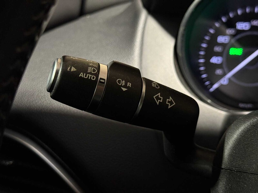 Jaguar XE 2.0 D R-Sport Portfolio X760 163PS 2015, GS-106-G