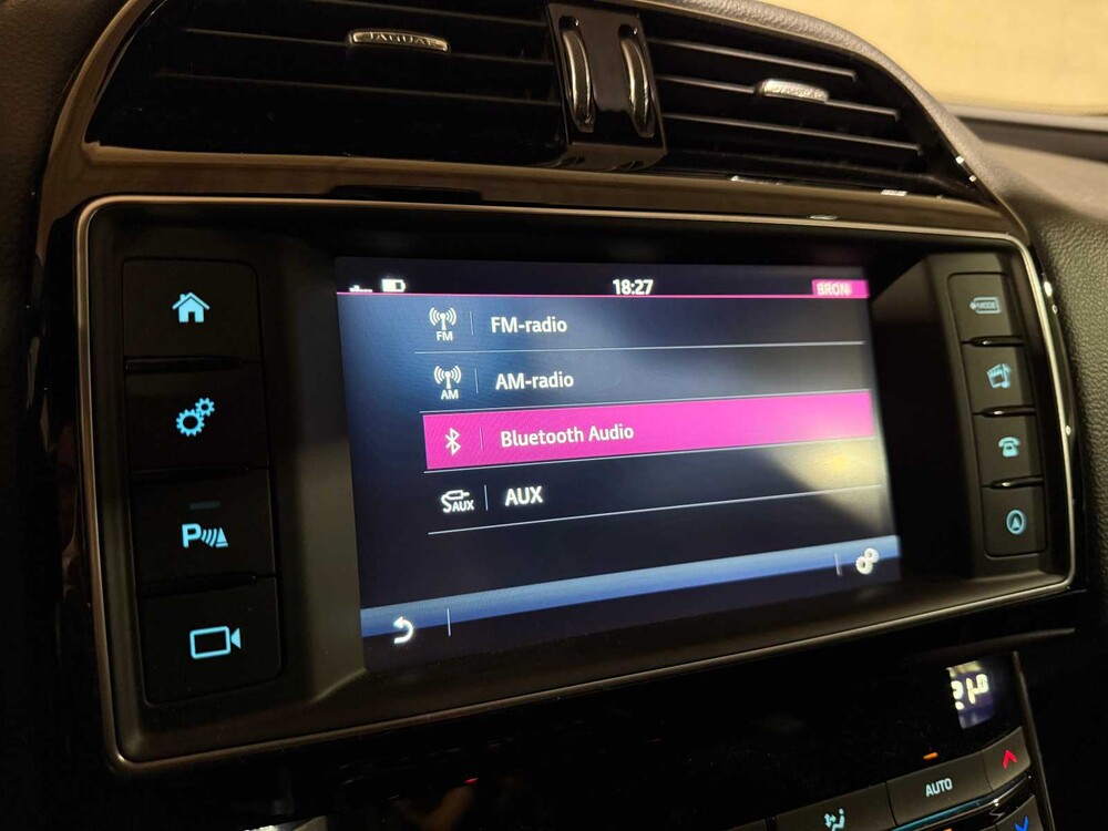 Jaguar XE 2.0 D R-Sport Portfolio X760 163PS 2015, GS-106-G