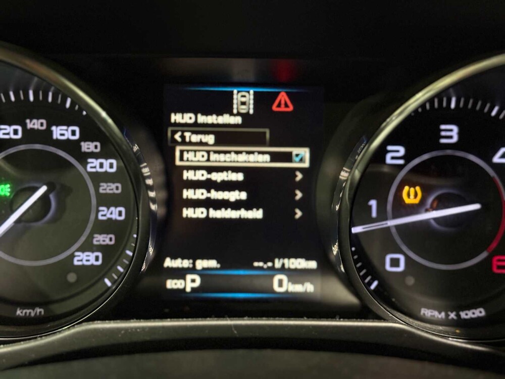 Jaguar XE 2.0 D R-Sport Portfolio X760 163PS 2015, GS-106-G