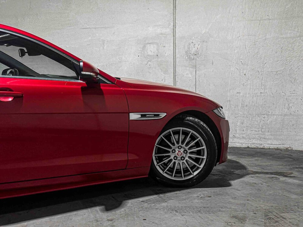 Jaguar XE 2.0 D R-Sport Portfolio X760 163PS 2015, GS-106-G