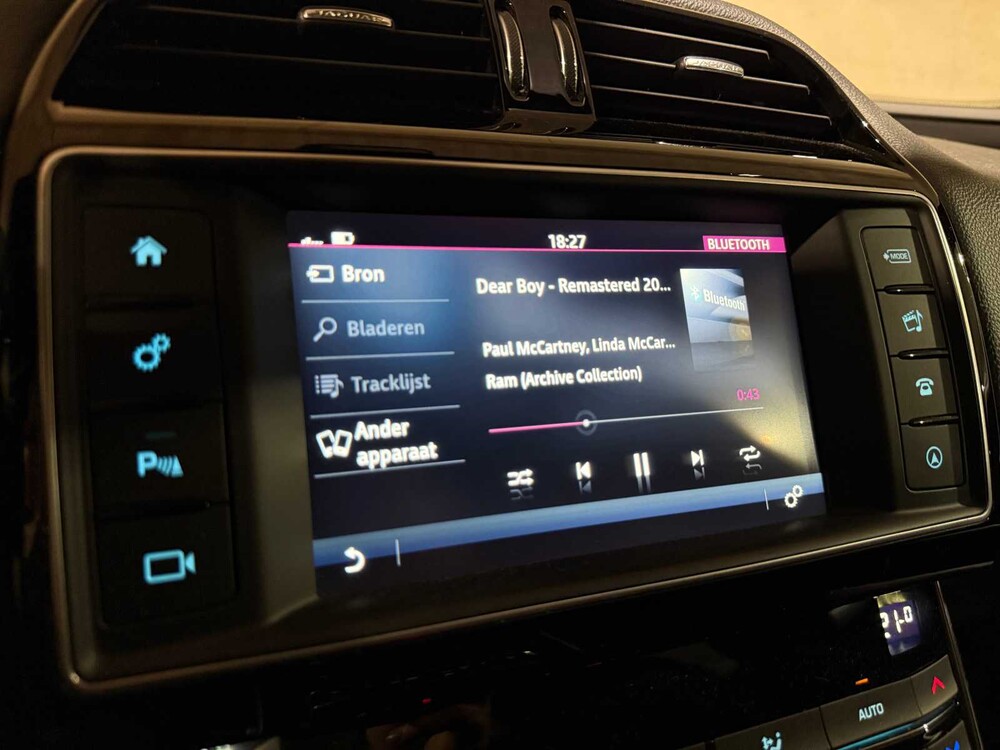 Jaguar XE 2.0 D R-Sport Portfolio X760 163PS 2015, GS-106-G