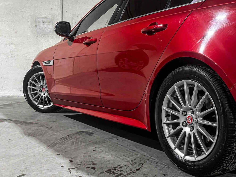 Jaguar XE 2.0 D R-Sport Portfolio X760 163PS 2015, GS-106-G