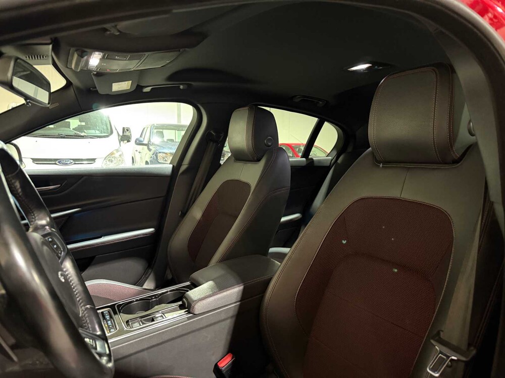 Jaguar XE 2.0 D R-Sport Portfolio X760 163PS 2015, GS-106-G